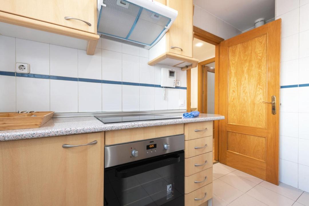2 Bedrooms 2 Bathrooms Furnished - Malsana - With Pool - Mintystay Madrid Buitenkant foto