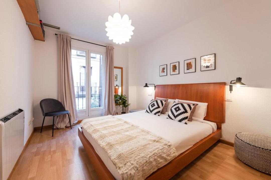 2 Bedrooms 2 Bathrooms Furnished - Malsana - With Pool - Mintystay Madrid Buitenkant foto